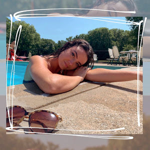 Meet your Posher, Daniela